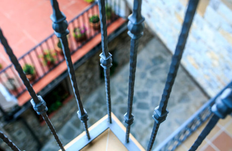 תקנות בטיחות למעקה למרפסת